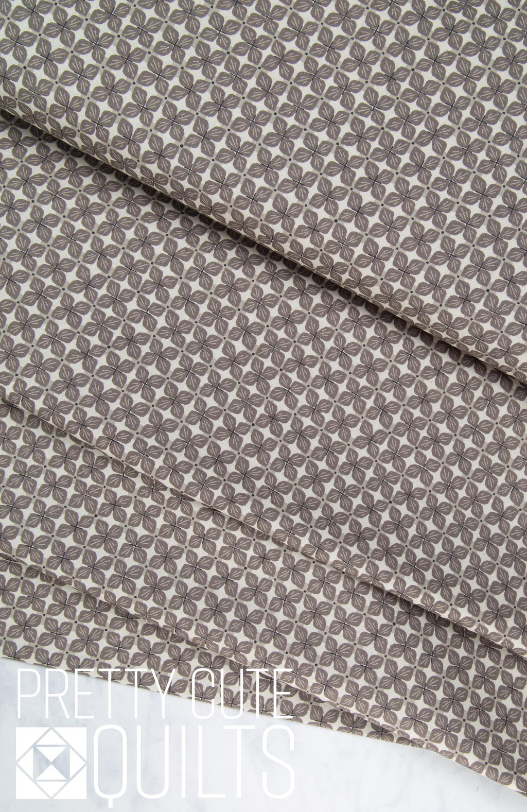 Autumn Bursting Box Blossoms by Felicity Fabrics 610263, fall autumn leaves acorns