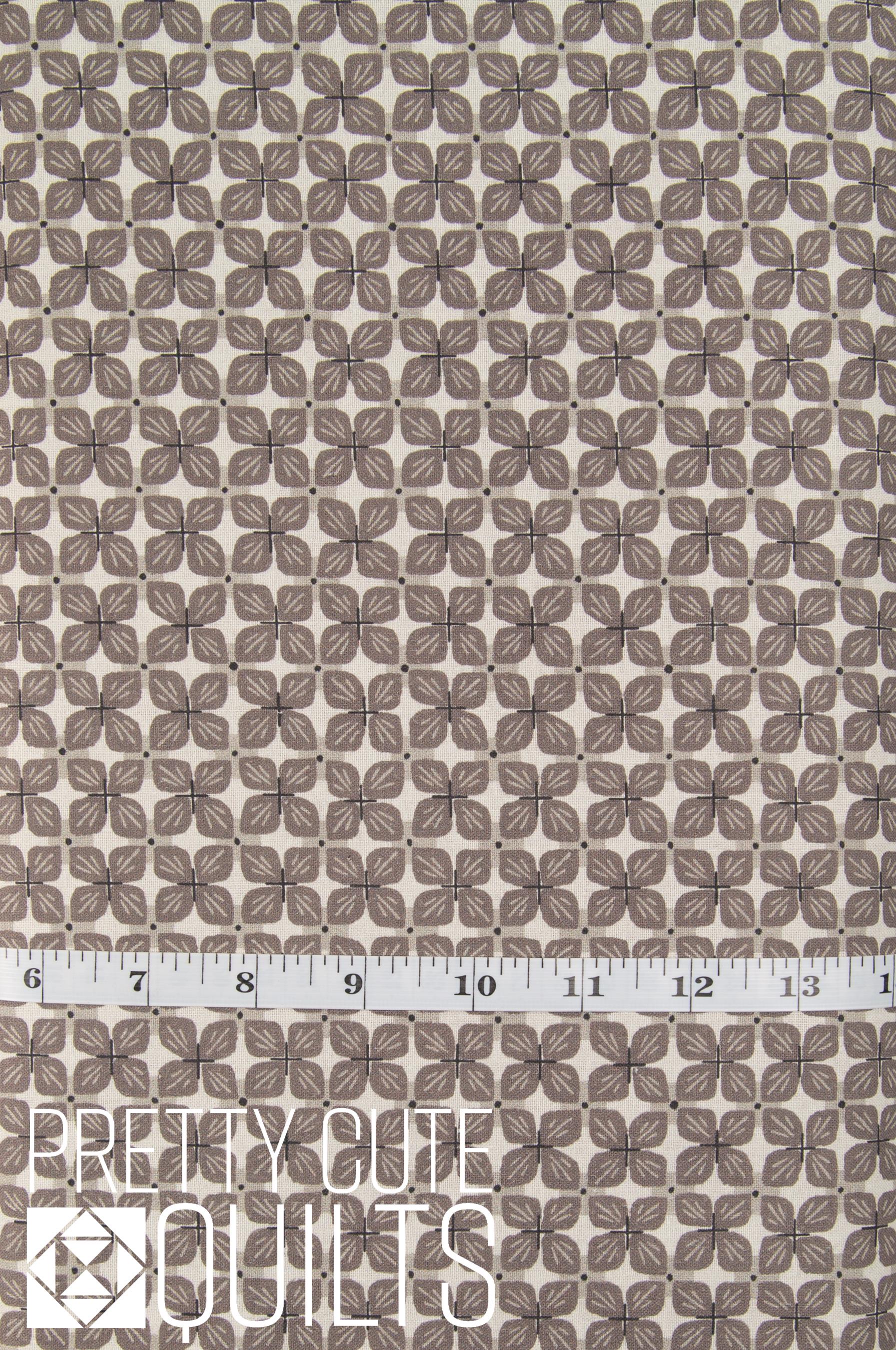 Autumn Bursting Box Blossoms by Felicity Fabrics 610263, fall autumn leaves acorns