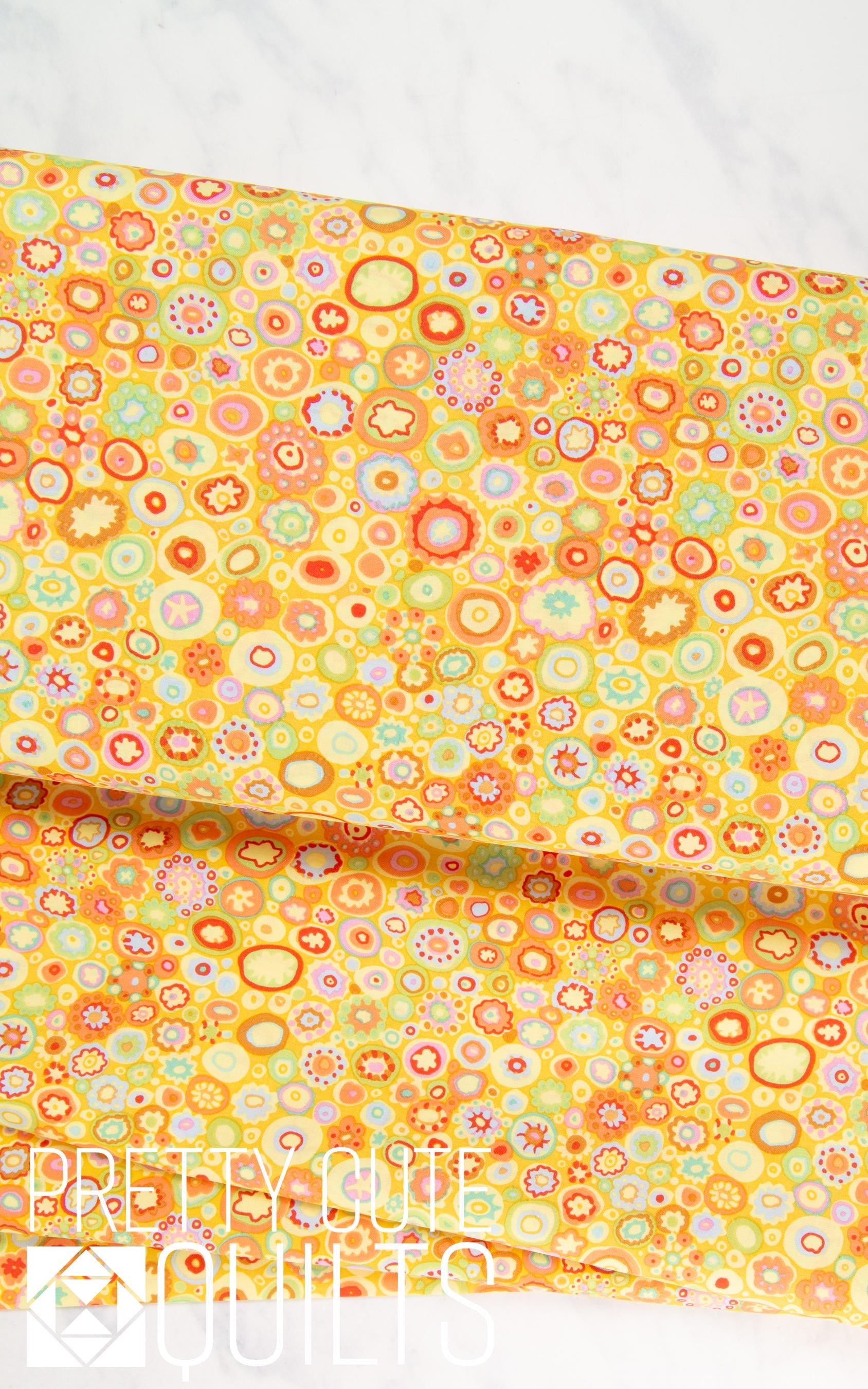 Kaffe Fassett Collective- Paperweight in Yellow - GP20.YELLOW